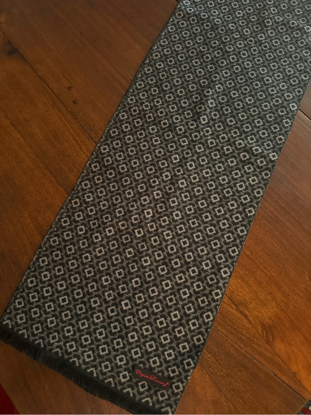 English Laundry 100% Silk Scarf Navy And Gray 70” X 12” Perfect Condition
